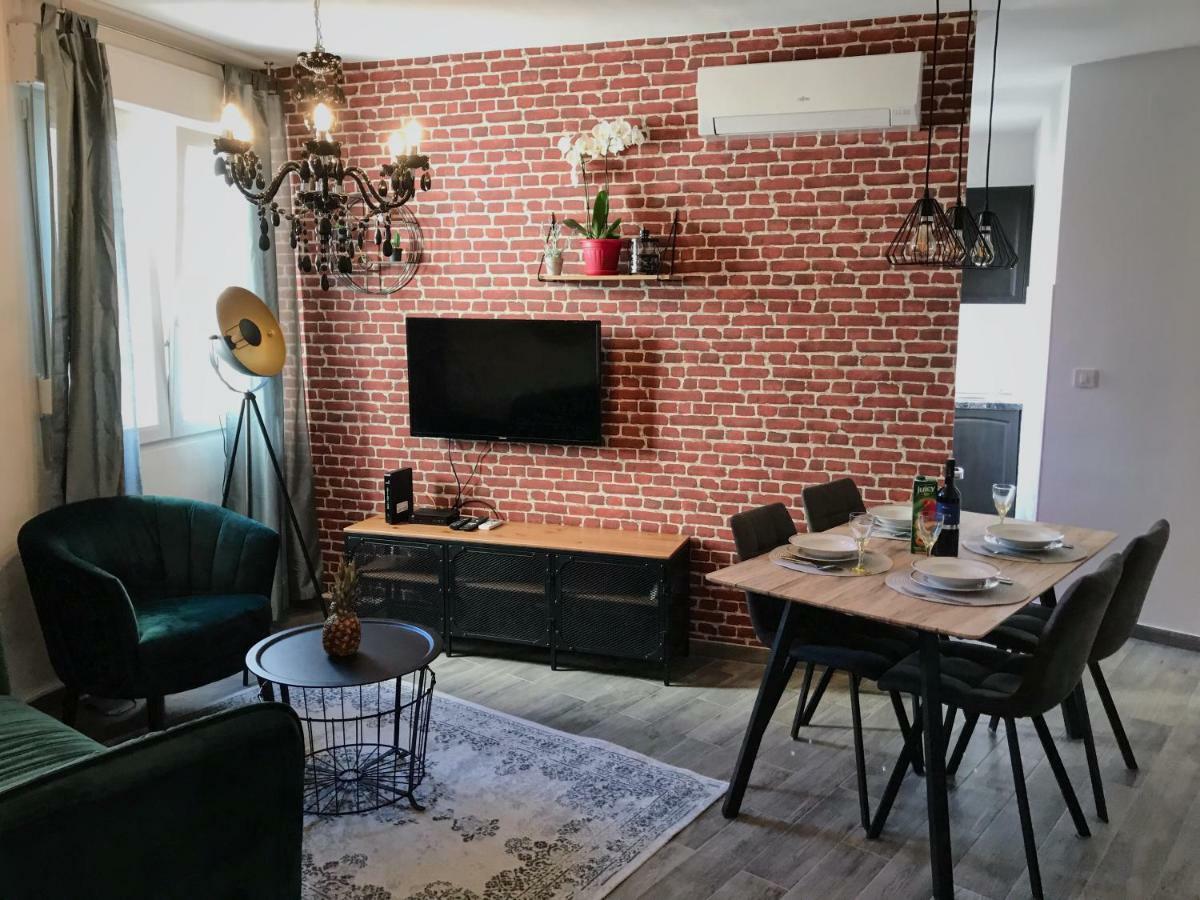Central Perk Apartment